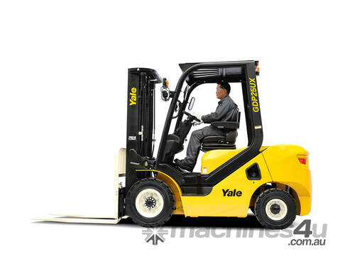 caption 2.5T Counterbalance Forklift