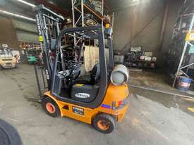 1.8 Tonne Forklift For Sale - picture1' - Click to enlarge