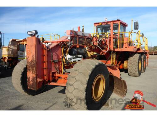 CATERPILLAR 16H GRADER