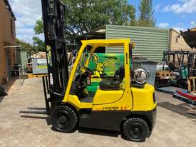 2.5 Ton Hyster Forklift  - picture0' - Click to enlarge