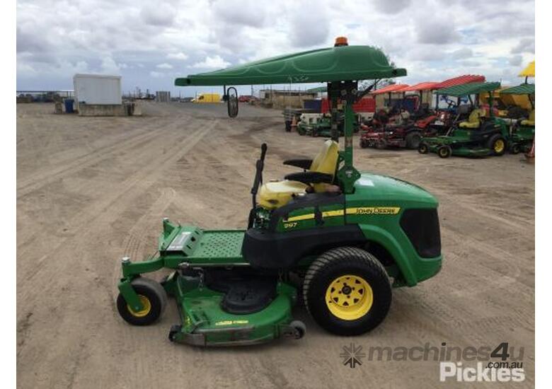 Used John Deere 997 Z track Tray Truck in , Listed on Machines4u
