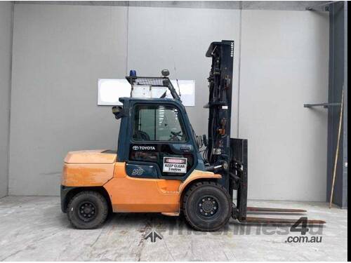 Toyota Forklift 5T Diesel