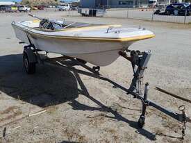 Custom Boat Trailer - picture0' - Click to enlarge