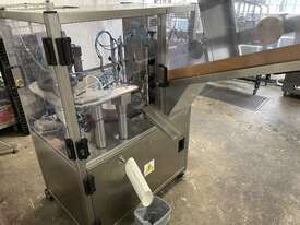 Tube Filling Sealing Machine Automatic - picture1' - Click to enlarge