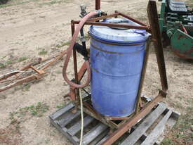 200L Spray tank on 3PL - picture1' - Click to enlarge