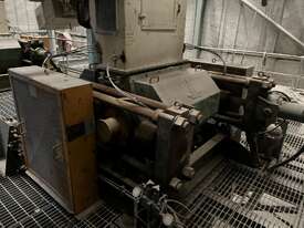 Rolls Crusher with Surge Bin and Vibratory Feeder - picture2' - Click to enlarge