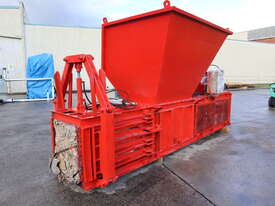 Horizontal Hydraulic Baler Bailer Compactor - Australian Bale Press Co - picture1' - Click to enlarge