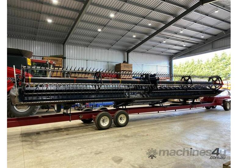 Used macdon MacDon D65 40ft Rigid Draper Header Front in , Listed on