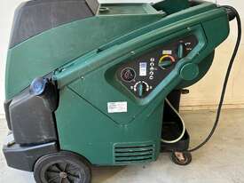 Gerni Neptune 7 hot pressure cleaner - picture0' - Click to enlarge