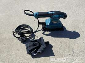 Unused Makita M9203B Finishing Sander - picture0' - Click to enlarge