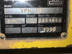 Plate Compactor - Wacker Model V P H 70 -Petrol Motor - picture2' - Click to enlarge