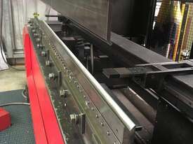 Amada HDS 1303 NT CNC Pressbrake, Servo Hydraulic, 130 Ton, 3.2m Bend Length - picture1' - Click to enlarge