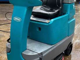 Tennant t7 scrubber - picture0' - Click to enlarge