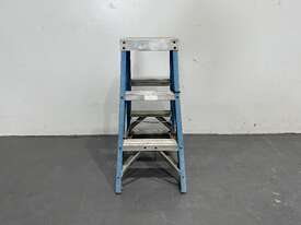 Rhino 3ft Step Ladder - picture1' - Click to enlarge