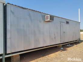 40ft Ausco Portable Building, Shower & Accommodation Portable Building, 3x Shower Cubicles, 2x Toile - picture0' - Click to enlarge