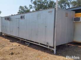 40ft Ausco Portable Building, Shower & Accommodation Portable Building, 3x Shower Cubicles, 2x Toile - picture0' - Click to enlarge