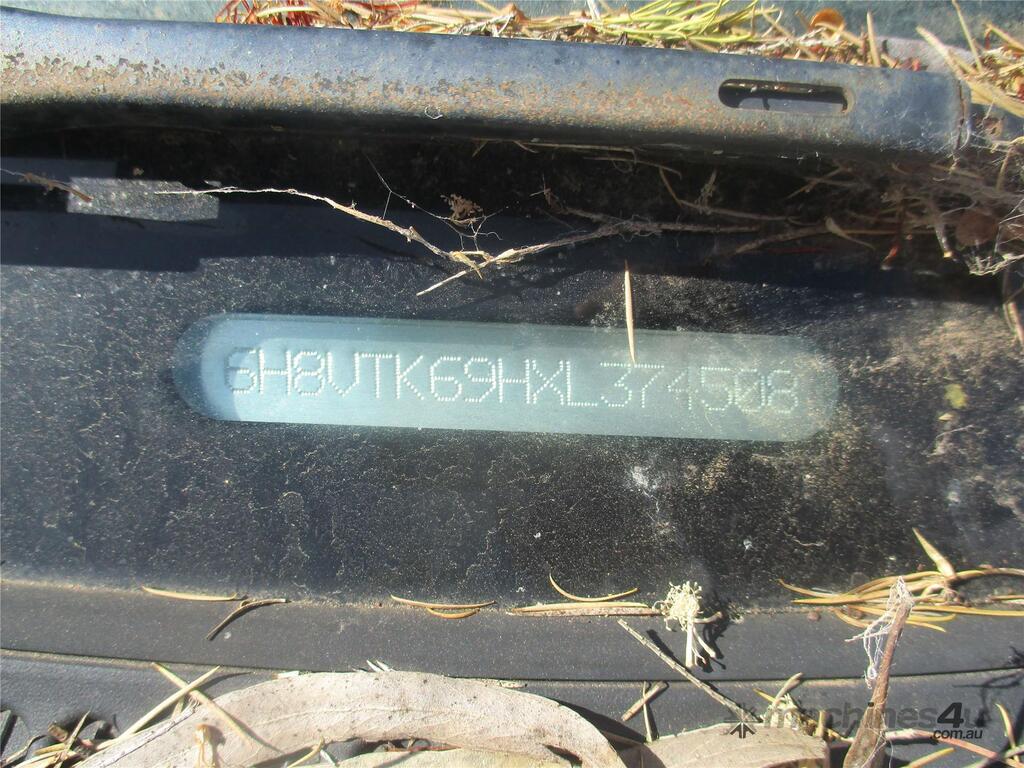 Buy Used 1998 holden SEDAN Cars in WOODVILLE NORTH, SA