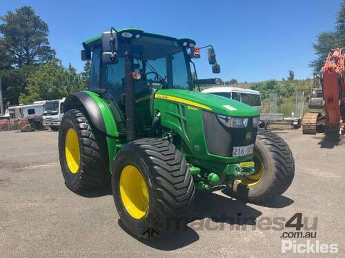 2017 John Deere 5090R Multipurpose Tractor