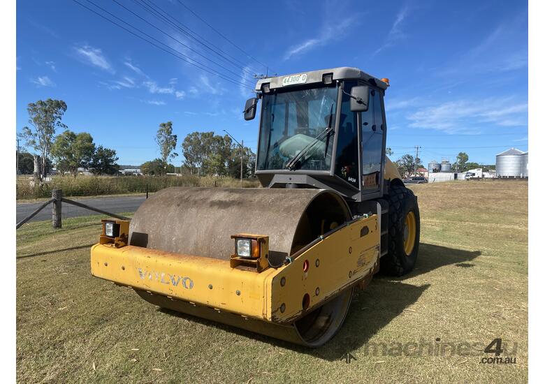 caption GRAND MOTOR GROUP - Volvo SD130D Smooth Drum Vibrating Roller. One owner Ex Council Unit.