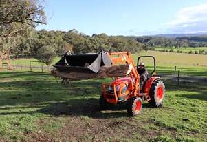Kioti DK5810 HST ROPS Tractor with Loader & 4IN1 Bucket-*1/2 Price Slasher Special *3.99% Finance!!