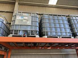 Quantity of IBCs Containing 15W-40 Engine Oil, Hydraulic & Gear Oil, Limited Slip Diff Oil - picture0' - Click to enlarge