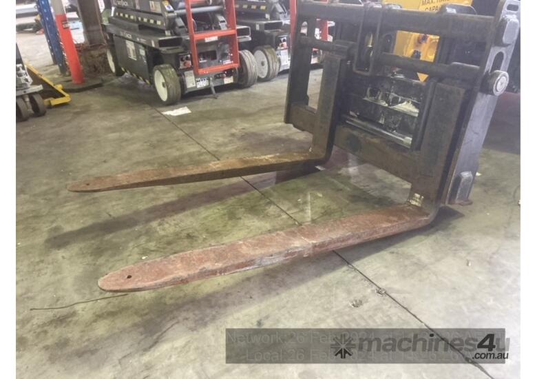 caption Dieci Apollo 25.6 Telehandler