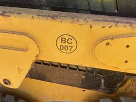 2017 Caterpillar 232D Skid Steer Loader - picture1' - Click to enlarge