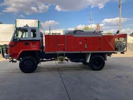 1995 Isuzu FTS700 4X4 Rural Fire Truck - picture2' - Click to enlarge