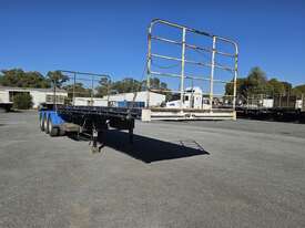 2006 Barker Heavy Duty Tri Axle Tri Axle Flat Top A Trailer - picture0' - Click to enlarge