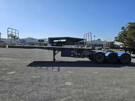 2006 Barker Heavy Duty Tri Axle Tri Axle Flat Top A Trailer - picture2' - Click to enlarge