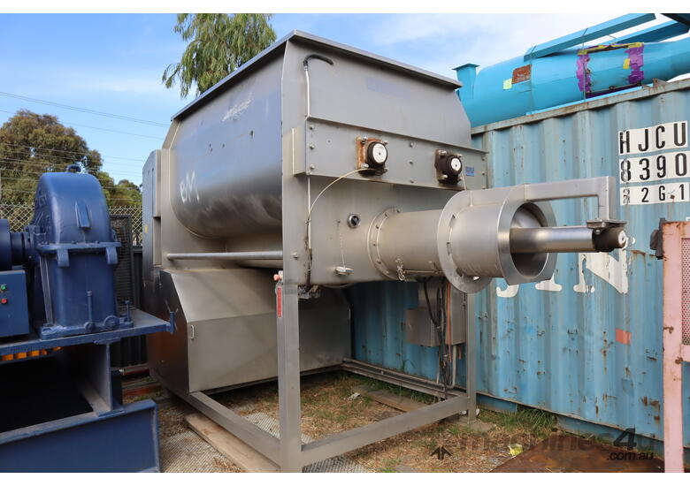 caption Commercial Stainless Steel Twin Paddle Mixer Auger - 4955L - Mackies Weiler