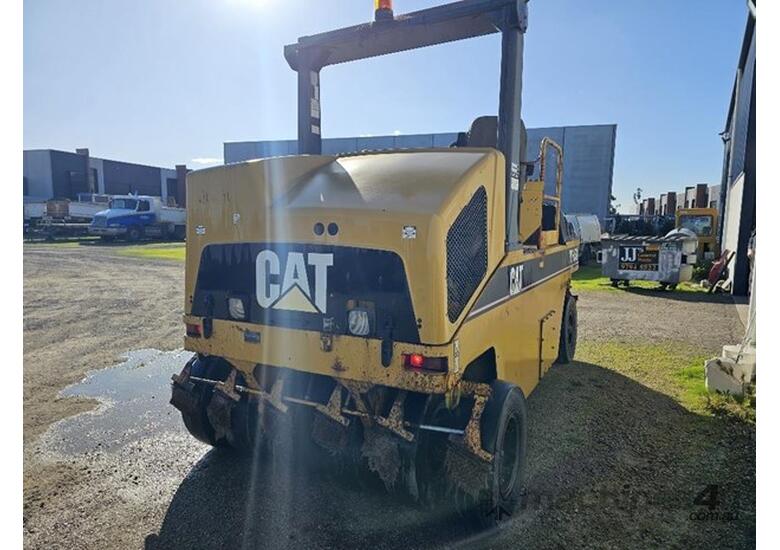 caption 2005 CATERPILLAR PS150C MULTI WHEEL ROLLER