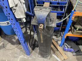 Pedestal Vice with Trolley of Nuts and Bolts - picture2' - Click to enlarge