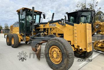 2016 John Deere 772G 6005 hours 2016 John Deere 772G 6005 hours