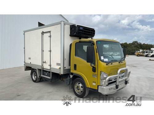 Isuzu NPR250