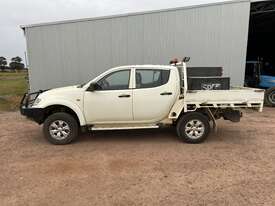 2014 Mitsubishi Triton GLX Diesel - picture2' - Click to enlarge