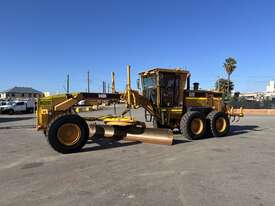 2005 Caterpillar 140H Motor Grader - picture0' - Click to enlarge