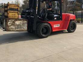 2019 10t Forklift - picture0' - Click to enlarge