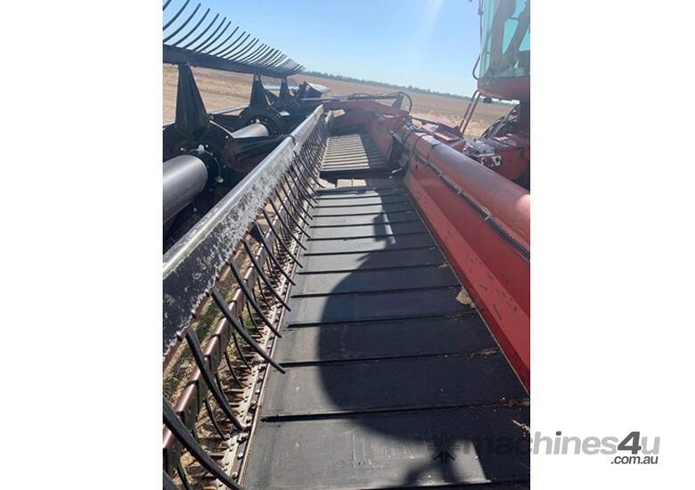 2000 CASE IH 2388 + MacDon Front 