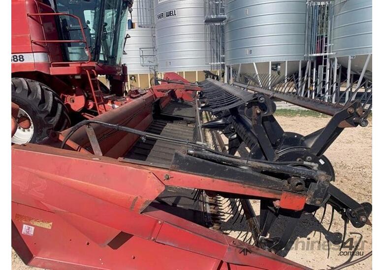 2000 CASE IH 2388 + MacDon Front 