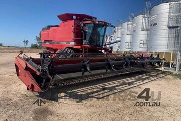 2000 CASE IH 2388 + MacDon Front 2000 CASE IH 2388 + MacDon Front