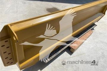 2024 Tailgate CATERPILLAR REAR BOARD 740 740B 740C ATC740-01R