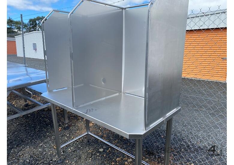 Table Stainless Steel 1350mm x 650mm x 900mm High