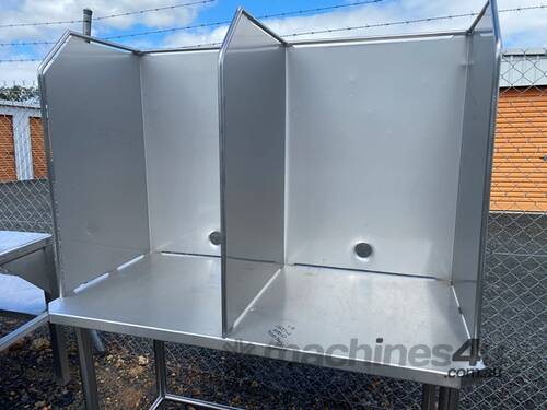 Table Stainless Steel 1350mm x 650mm x 900mm High