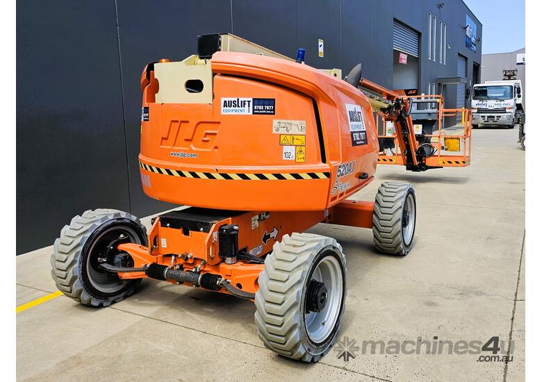 caption 2018 JLG 520AJ - 52ft Diesel Knuckle Boom Lift, Ideal for Accessing Hard-to-Reach Areas