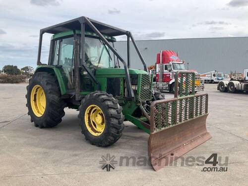 John Deere 6310 Tractor