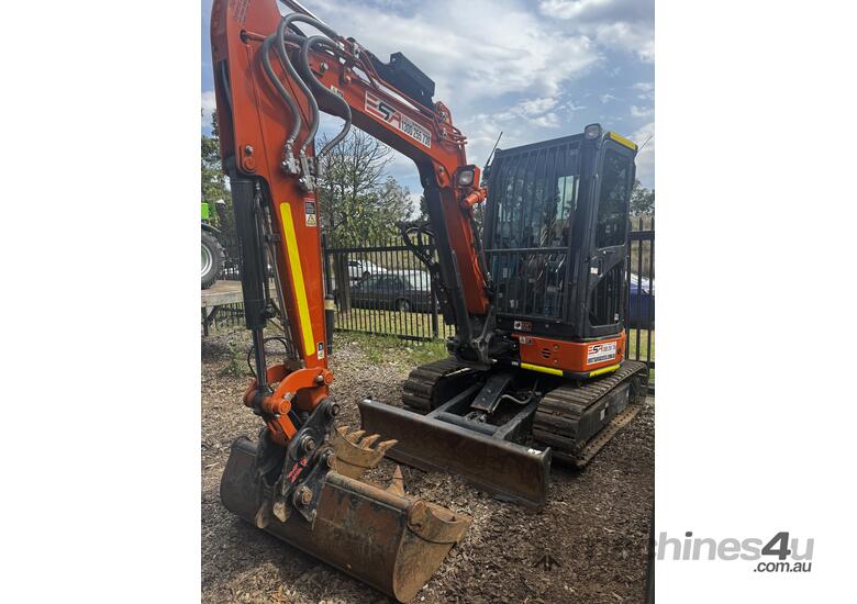 2021 Hitachi ZX33U-5A Mini Excavator - Diesel / 3.3m Max Dig Depth / 3,490kg Operating Weight
