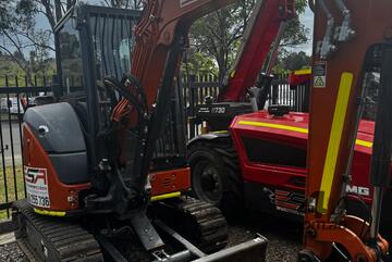 2021 Hitachi ZX33U-5A Mini Excavator - Diesel / 3.3m Max Dig Depth / 3,490kg Operating Weight