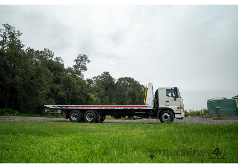 caption Hino FM 2628-500 Series Tilt tray Truck