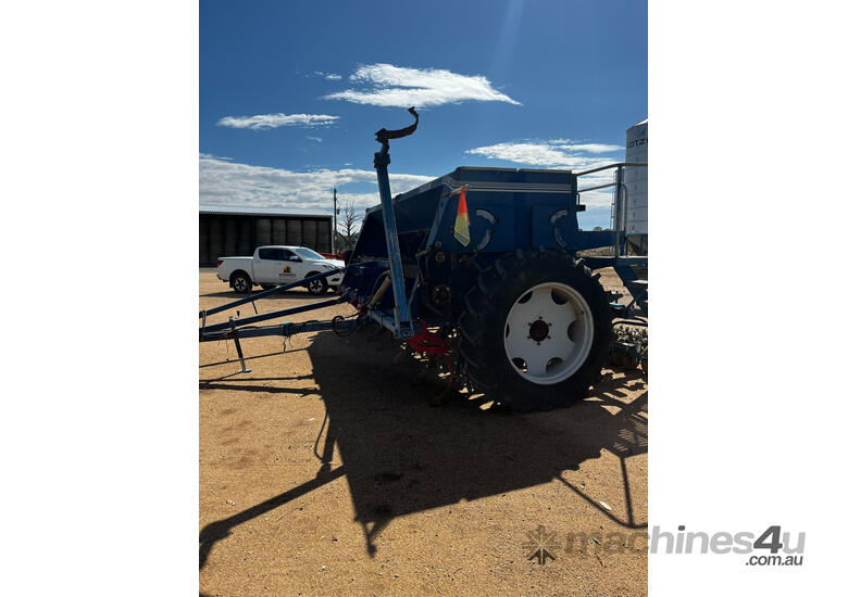 Agrowplow 95 Ag Row Drill Seed Drills Seeding/Planting Equip